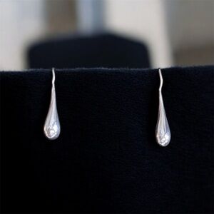 Vintage Silver Raindrop Teardrop Earrings